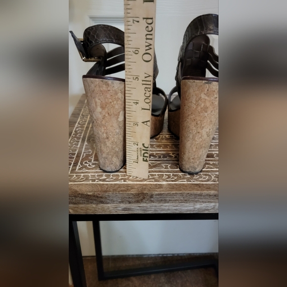 Tory Burch Wedge Snake sandals - Picture 8 of 12